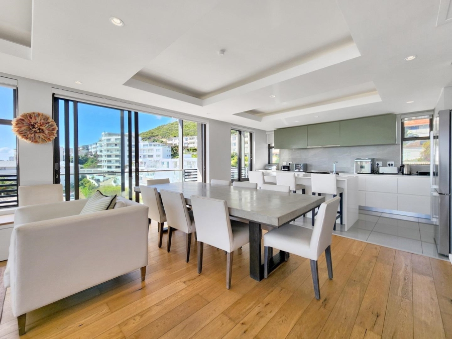To Let 4 Bedroom Property for Rent in Sea Point Western Cape